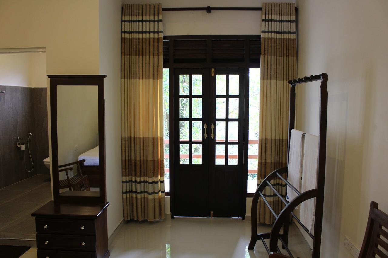 Delhousie Hotel Nallathanniya Luaran gambar